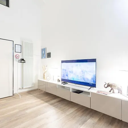 Apartment Fondazione Prada Exclusive Loft - Collection